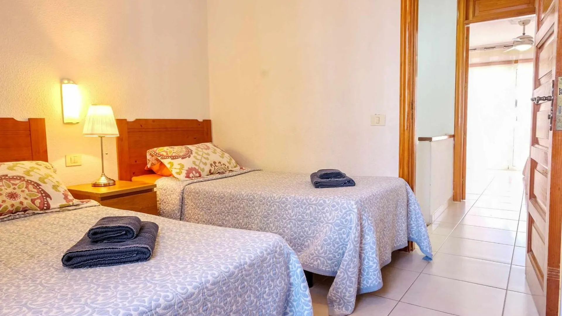 Parque Santiago 2 Villa 2 Tenerife Rental & Sales Playa de las Americas  0*, Playa de las Americas (Tenerife) Spain