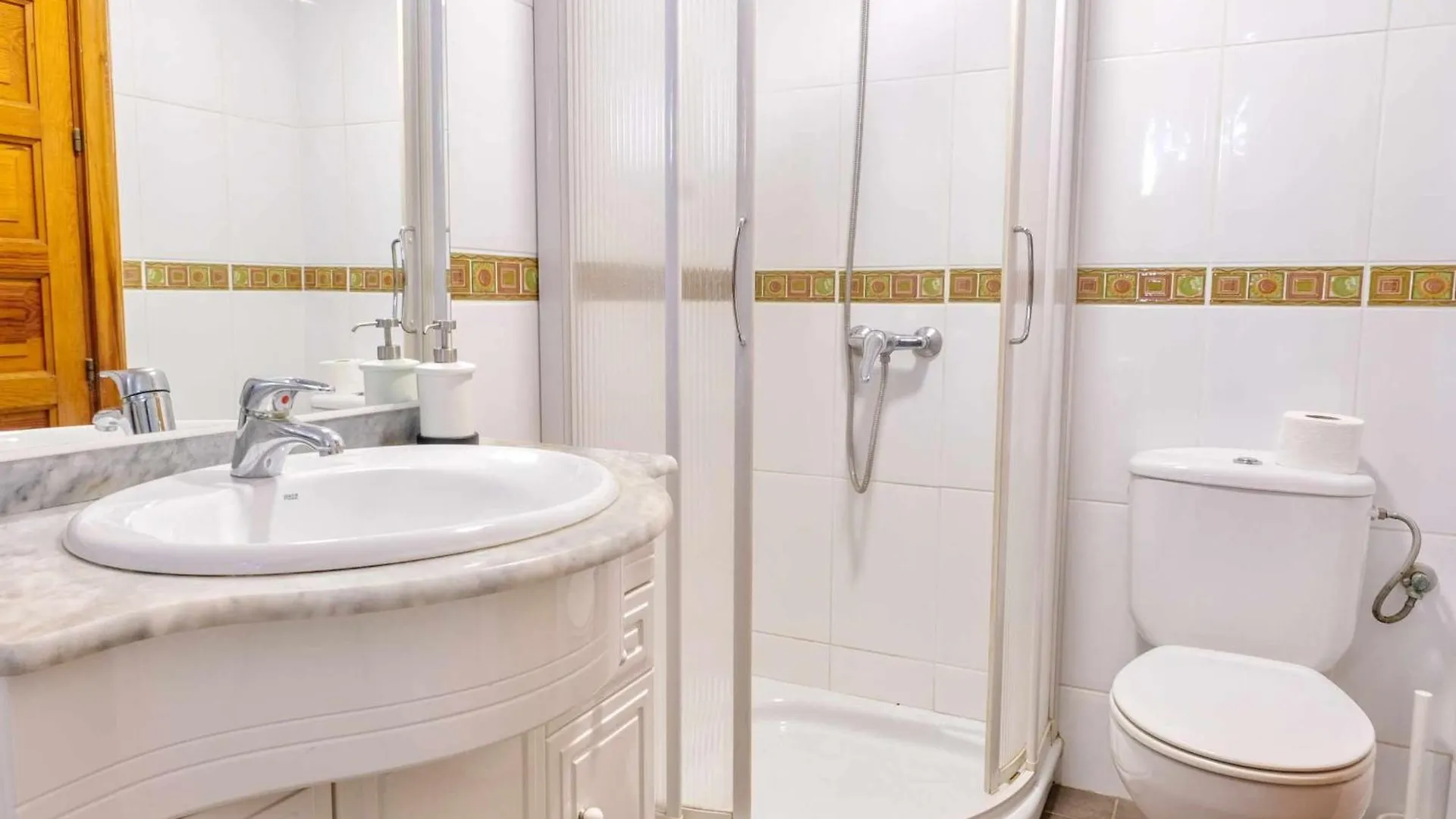 Parque Santiago 2 Villa 2 Tenerife Rental & Sales Playa de las Americas